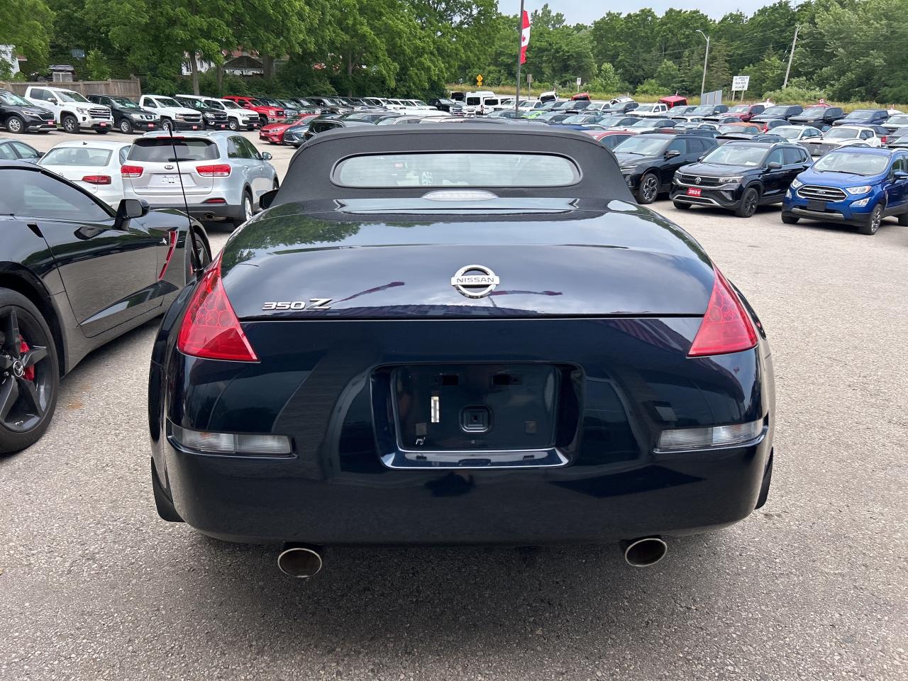 2009 Nissan 350Z COUPE CONVERTIBLE, CLEAN CARFAX, LOCAL TRADE - Photo #8