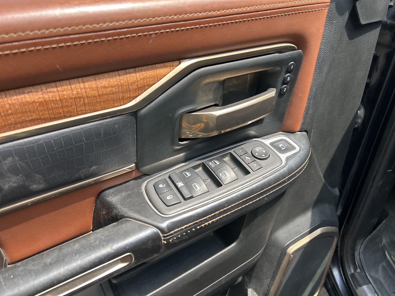 2020 RAM 3500 LONGHORN, DIESEL, SUNROOF, NAV, REMOTE START! - Photo #14