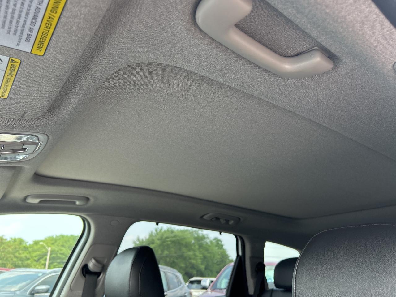 2019 Hyundai Santa Fe LUXURY, CLEAN CARFAX, HEATED/ COOLED LEATHER SEATS - Photo #13