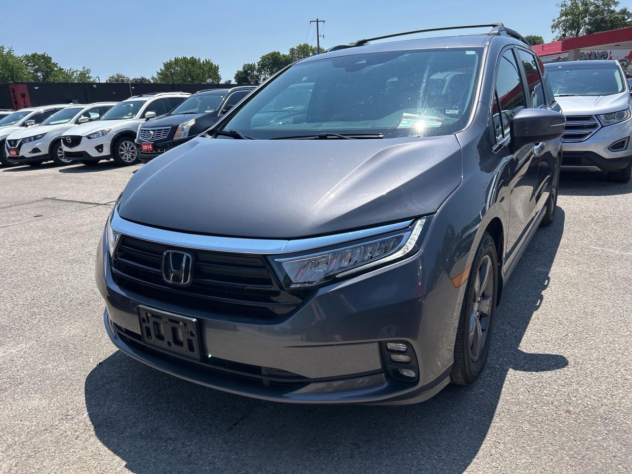 2022 Honda Odyssey EX, REMOTE START, POWER SLIDING DOORS, SUNROOF! - Photo #2