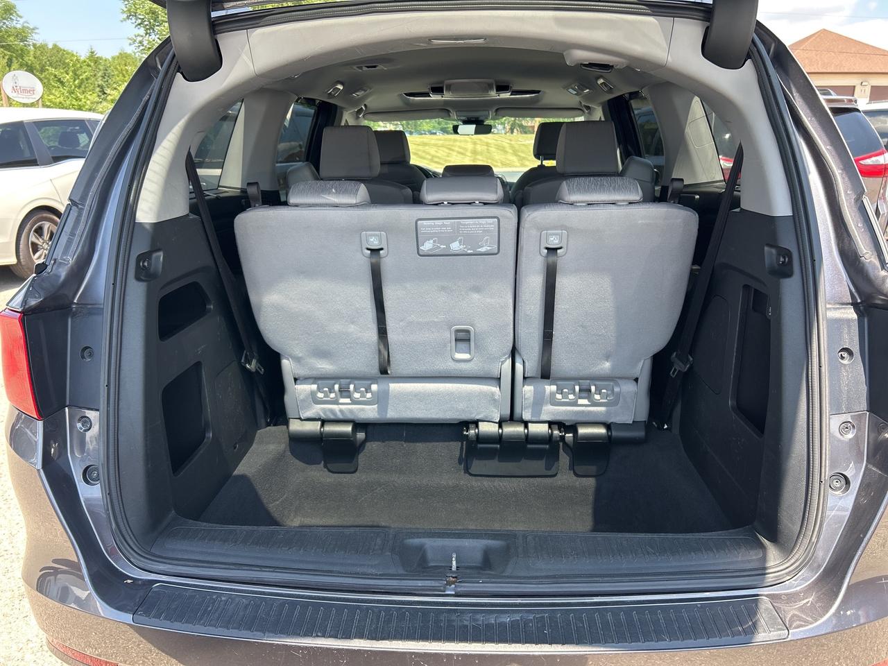 2022 Honda Odyssey EX, 8 PASSENGER, POWER SLIDING DOORS, REMOTE START Photo
