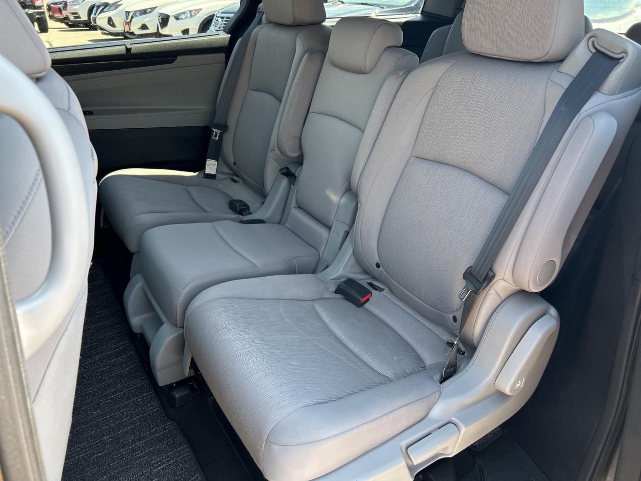 2022 Honda Odyssey EX, 8 PASSENGER, POWER SLIDING DOORS, REMOTE START - Photo #12