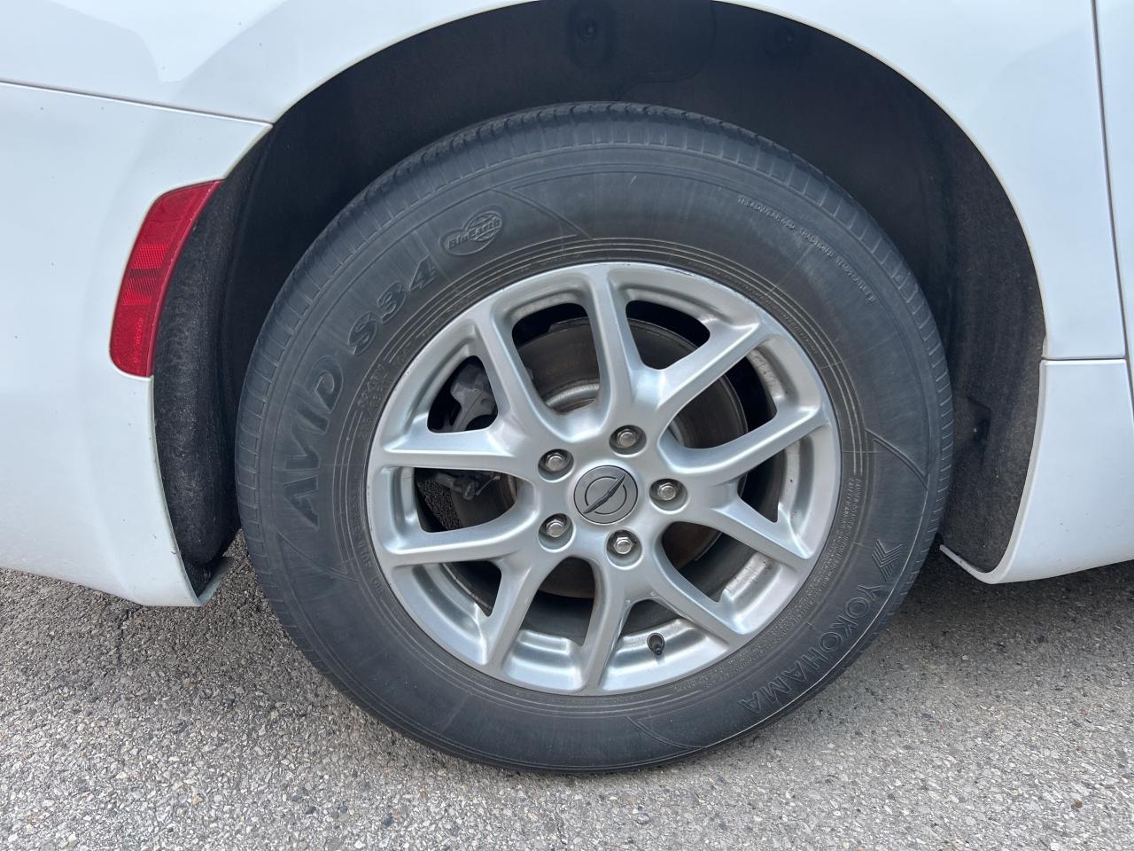 2022 Dodge Grand Caravan SXT, POWER SLIDING DOORS, REMOTE START! - Photo #8