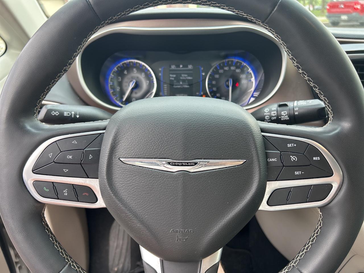 2022 Dodge Grand Caravan SXT, POWER SLIDING DOORS, REMOTE START! - Photo #15