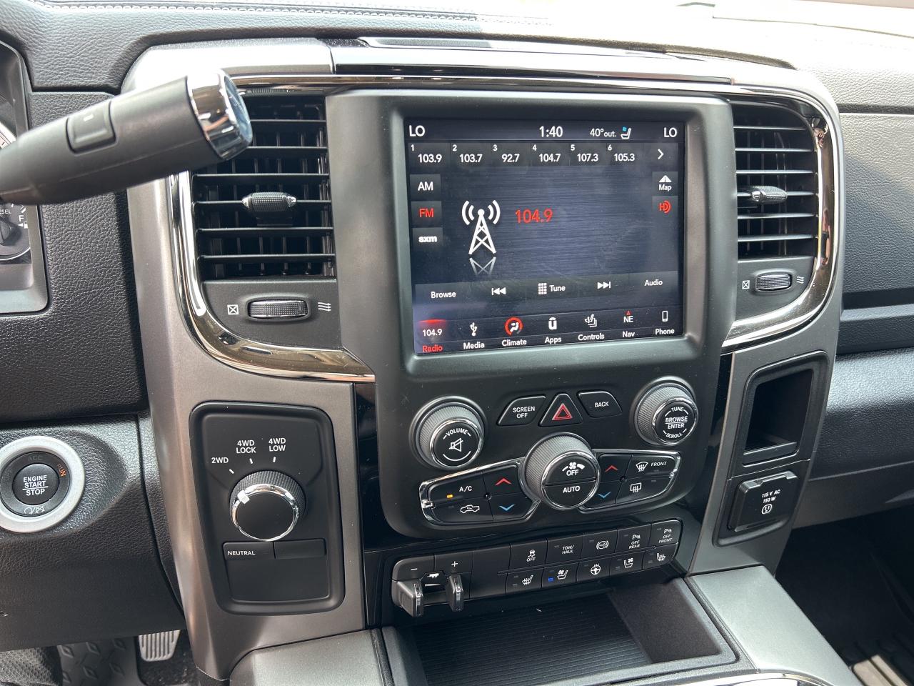2018 RAM 2500 LARAMIE, DIESEL, CLEAN CARFAX, REMOTE START! - Photo #16