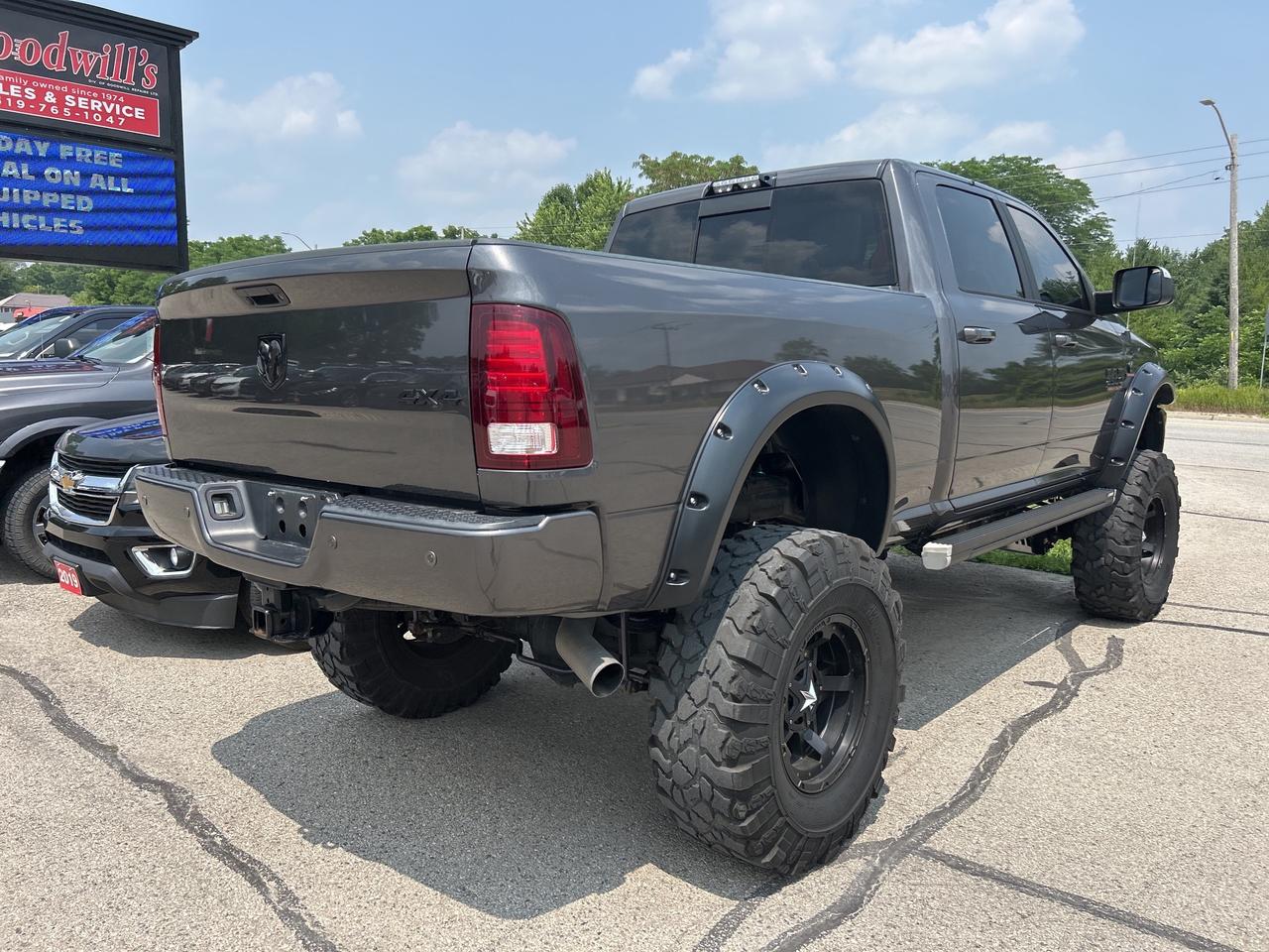 2018 RAM 2500 LARAMIE, DIESEL, CLEAN CARFAX, REMOTE START! - Photo #6
