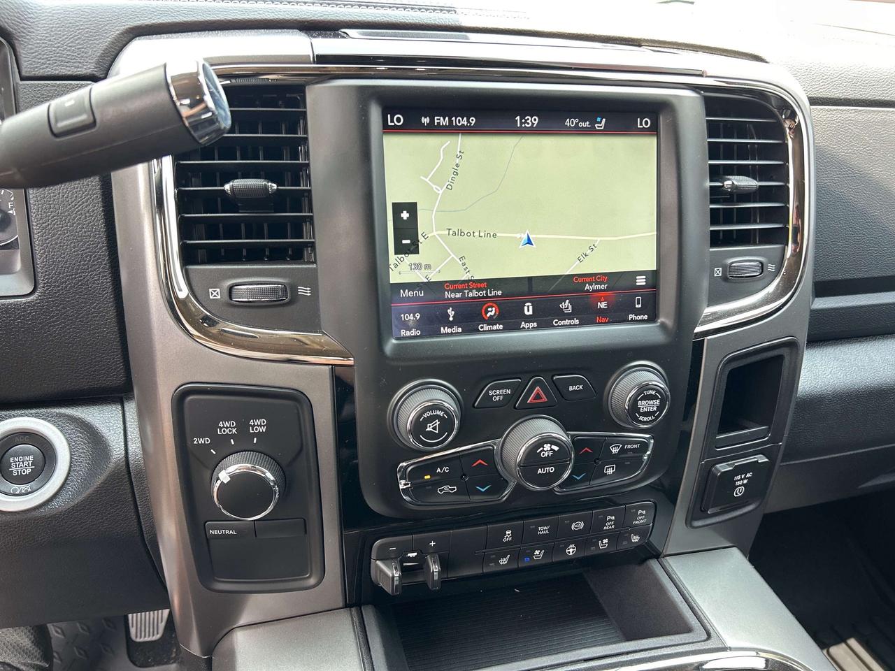 2018 RAM 2500 LARAMIE, DIESEL, CLEAN CARFAX, REMOTE START! Photo