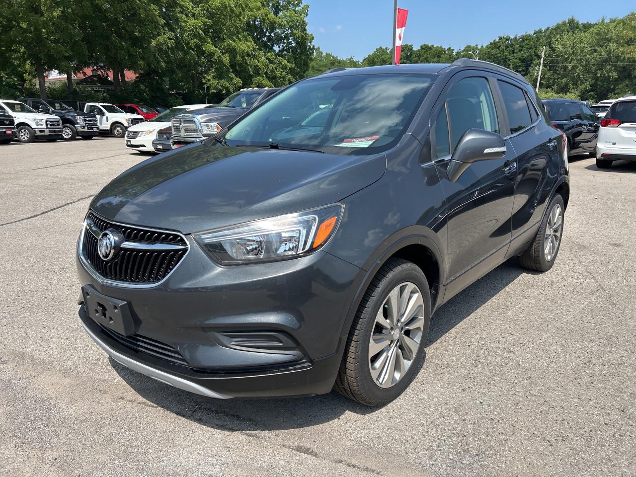 2017 Buick Encore PREFERRED, CLEAN CARFAX, POWER SEATS, AWD! - Photo #2