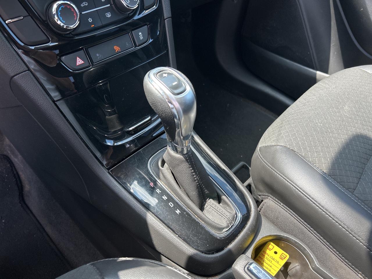 2017 Buick Encore PREFERRED, CLEAN CARFAX, POWER SEATS, AWD! - Photo #20