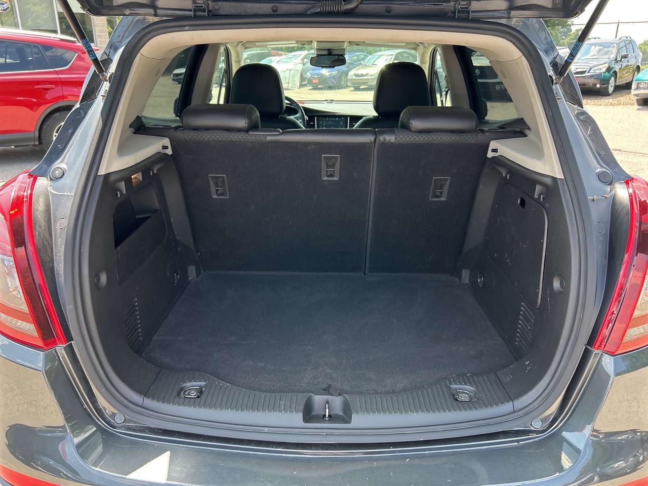 2017 Buick Encore PREFERRED, CLEAN CARFAX, POWER SEATS, AWD! - Photo #11