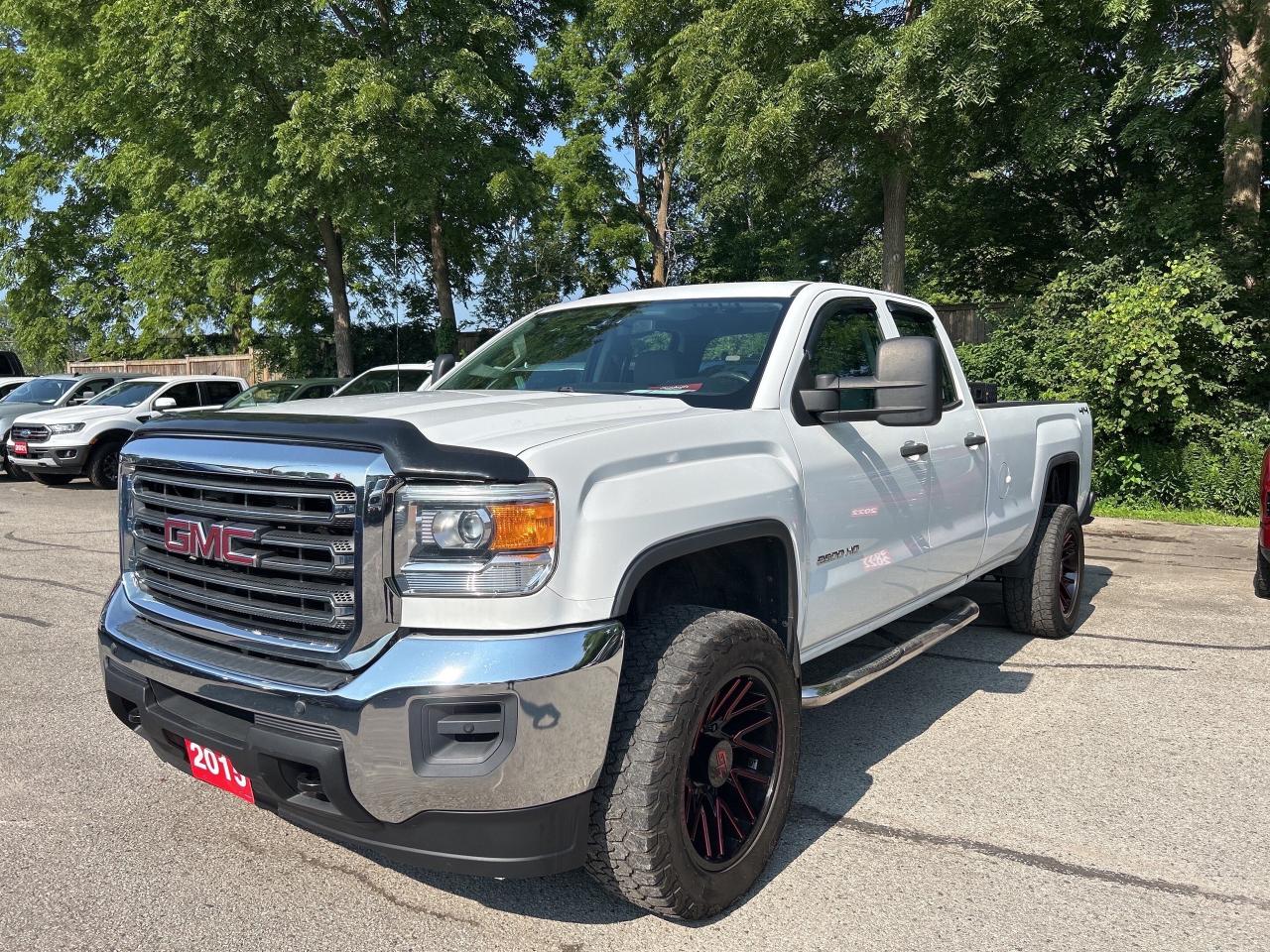 2015 GMC Sierra 2500 HD CLEAN CARFAX, 4X4, NATURAL GAS DUAL FUEL! - Photo #17
