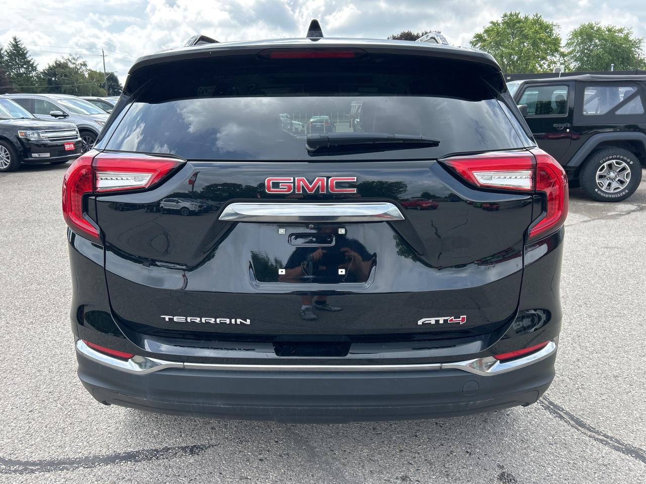 2022 GMC Terrain AT4, CLEAN CARFAX, REMOTE START, HEATED LEATHER! - Photo #5