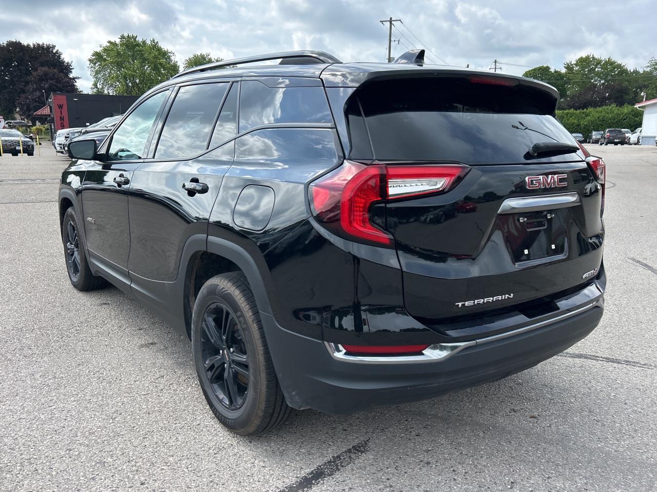 2022 GMC Terrain AT4, CLEAN CARFAX, REMOTE START, HEATED LEATHER! - Photo #4