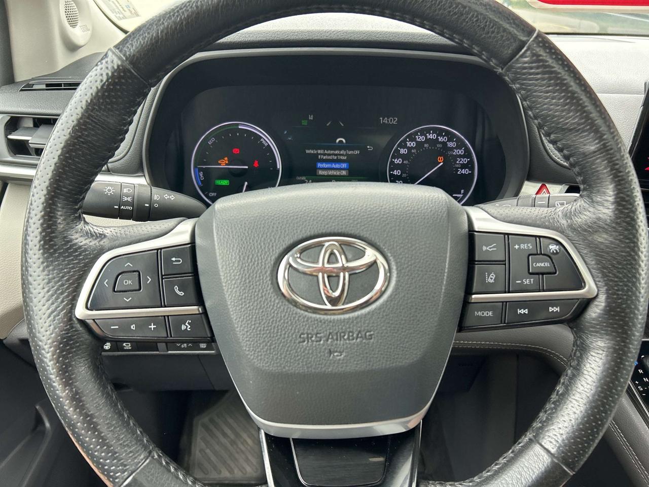 2021 Toyota Sienna LIMITED, HYBRID, CLEAN CARFAX, HEATED LEATHER - Photo #18