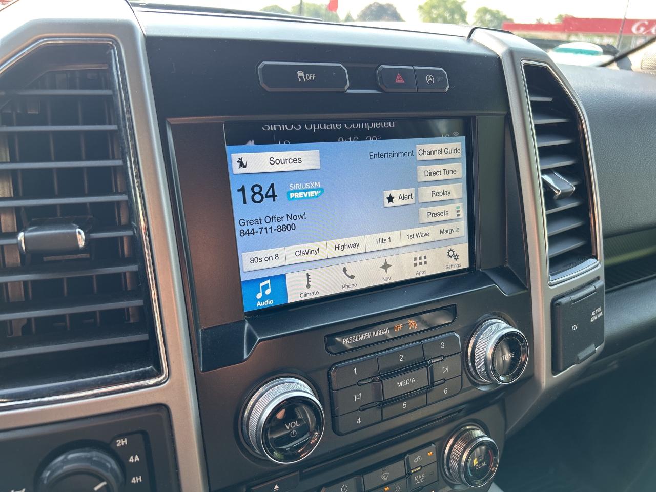 2018 Ford F-150 LARIAT, 3.5L, CLEAN CARFAX, HEATED/ COOLED LEATHER - Photo #16