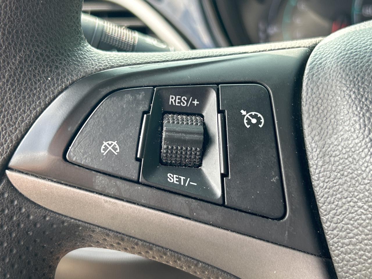 2021 Chevrolet Spark 1LT, ONLY 14 000 KMS, BACK UP CAMERA, SIRIUS RADIO - Photo #15