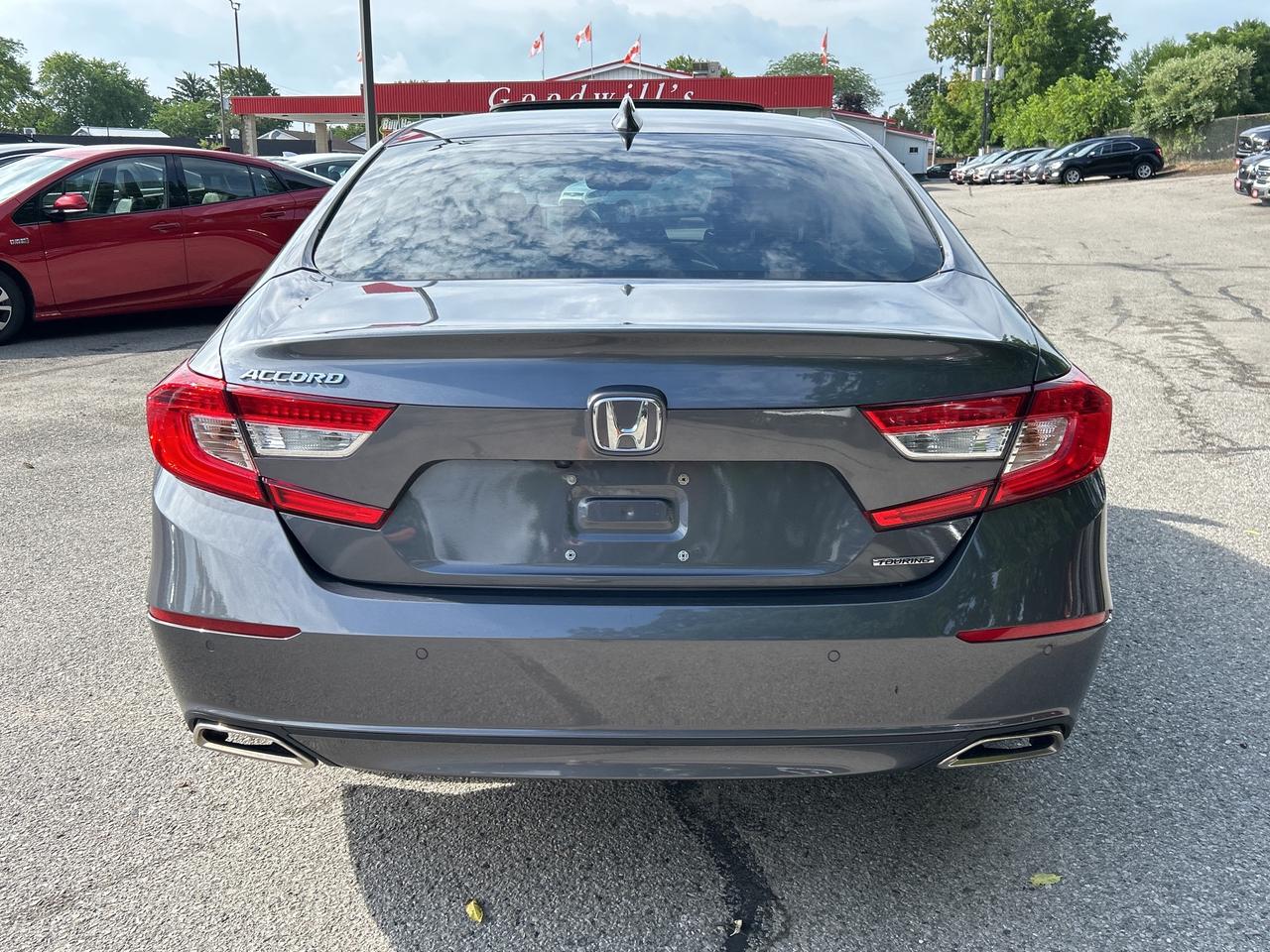 2018 Honda Accord Sedan TOURING, HEATED/ COOLED LEATHER, REMOTE START! - Photo #5