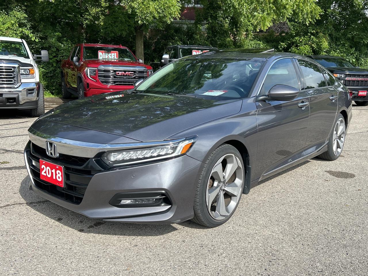 2018 Honda Accord Sedan TOURING, HEATED/ COOLED LEATHER, REMOTE START! - Photo #2