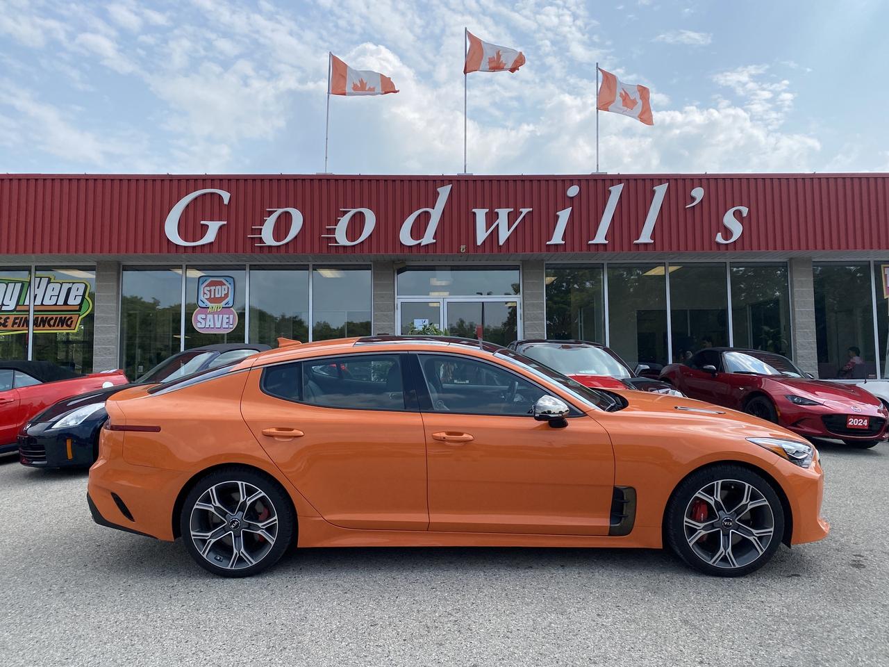 2021 Kia Stinger GT, SUNROOF, HEATED/ COOLED LEATHER, BACK UP CAM! - Photo #1