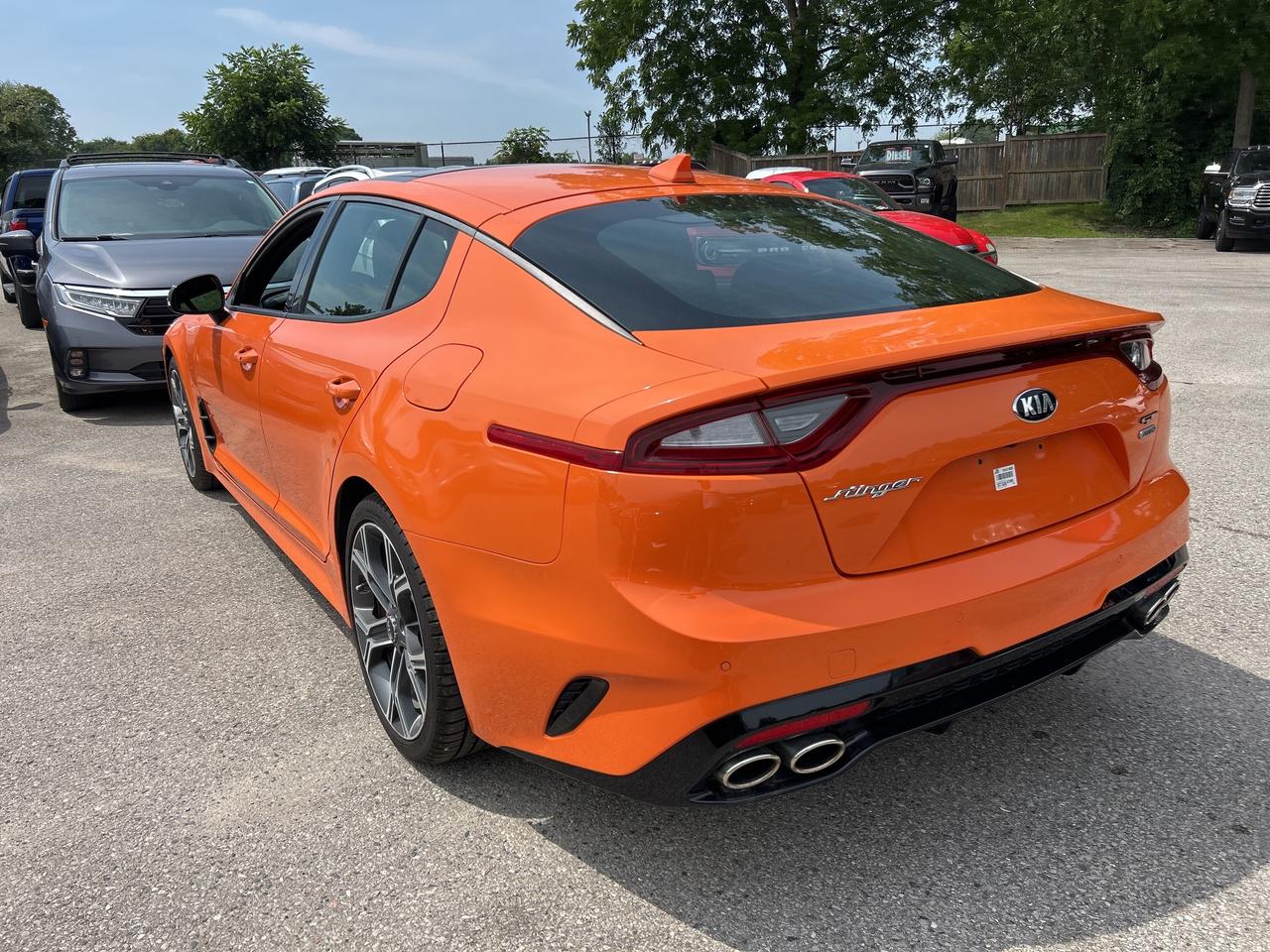 2021 Kia Stinger GT, SUNROOF, HEATED/ COOLED LEATHER, BACK UP CAM! Photo