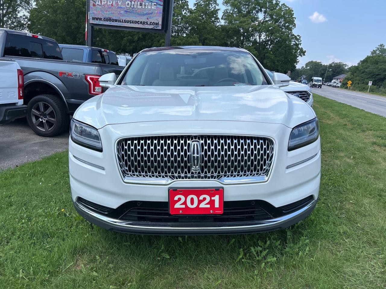 2021 Lincoln Nautilus RESERVE, REMOTE START, SUNROOF, LEATHER! - Photo #3