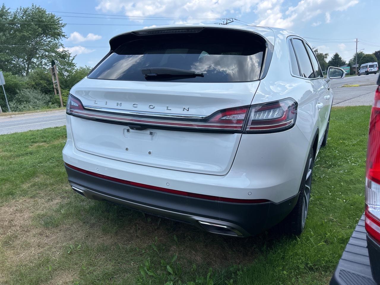 2021 Lincoln Nautilus RESERVE, REMOTE START, SUNROOF, LEATHER! - Photo #6