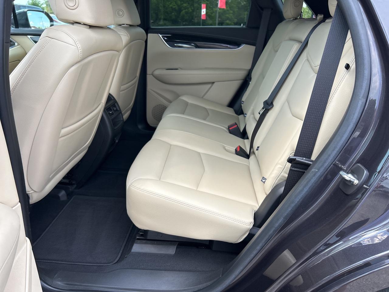 2018 Cadillac XT5 HEATED LEATHER, REMOTE START, ONE TOUCH LIFTGATE - Photo #12