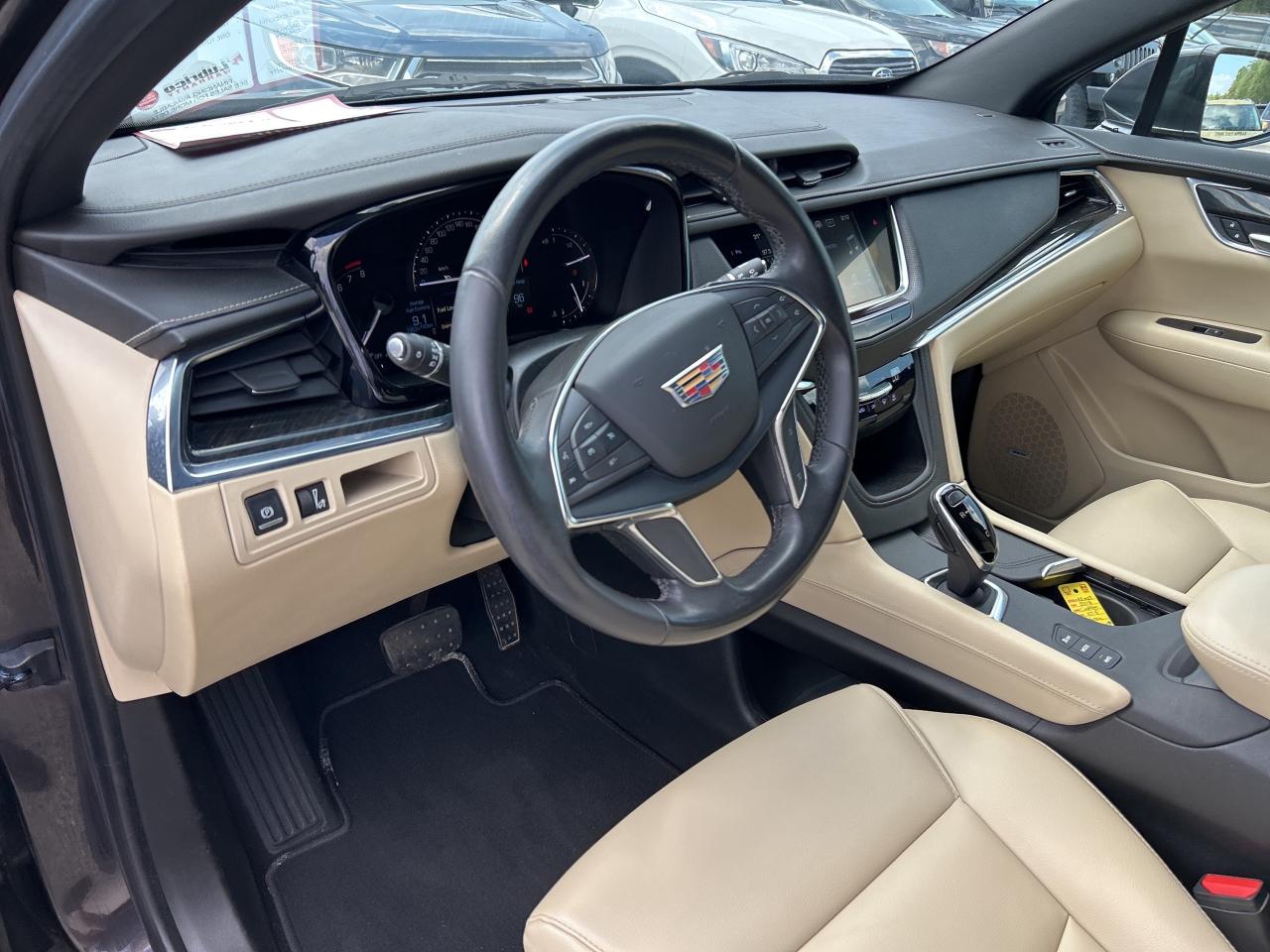 2018 Cadillac XT5 HEATED LEATHER, REMOTE START, ONE TOUCH LIFTGATE - Photo #16