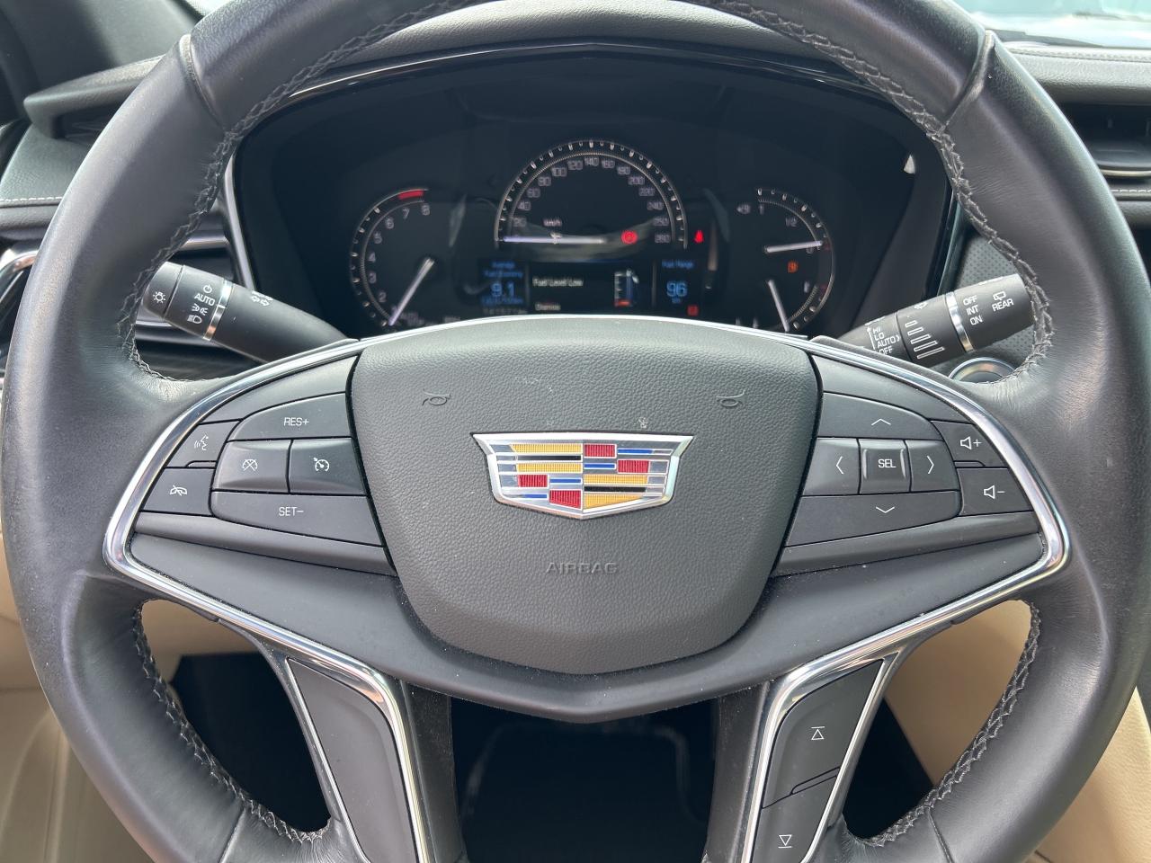 2018 Cadillac XT5 HEATED LEATHER, REMOTE START, ONE TOUCH LIFTGATE - Photo #17