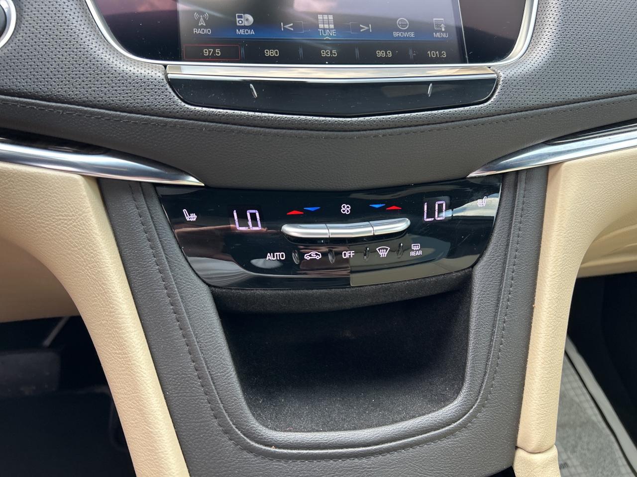 2018 Cadillac XT5 HEATED LEATHER, REMOTE START, ONE TOUCH LIFTGATE - Photo #20
