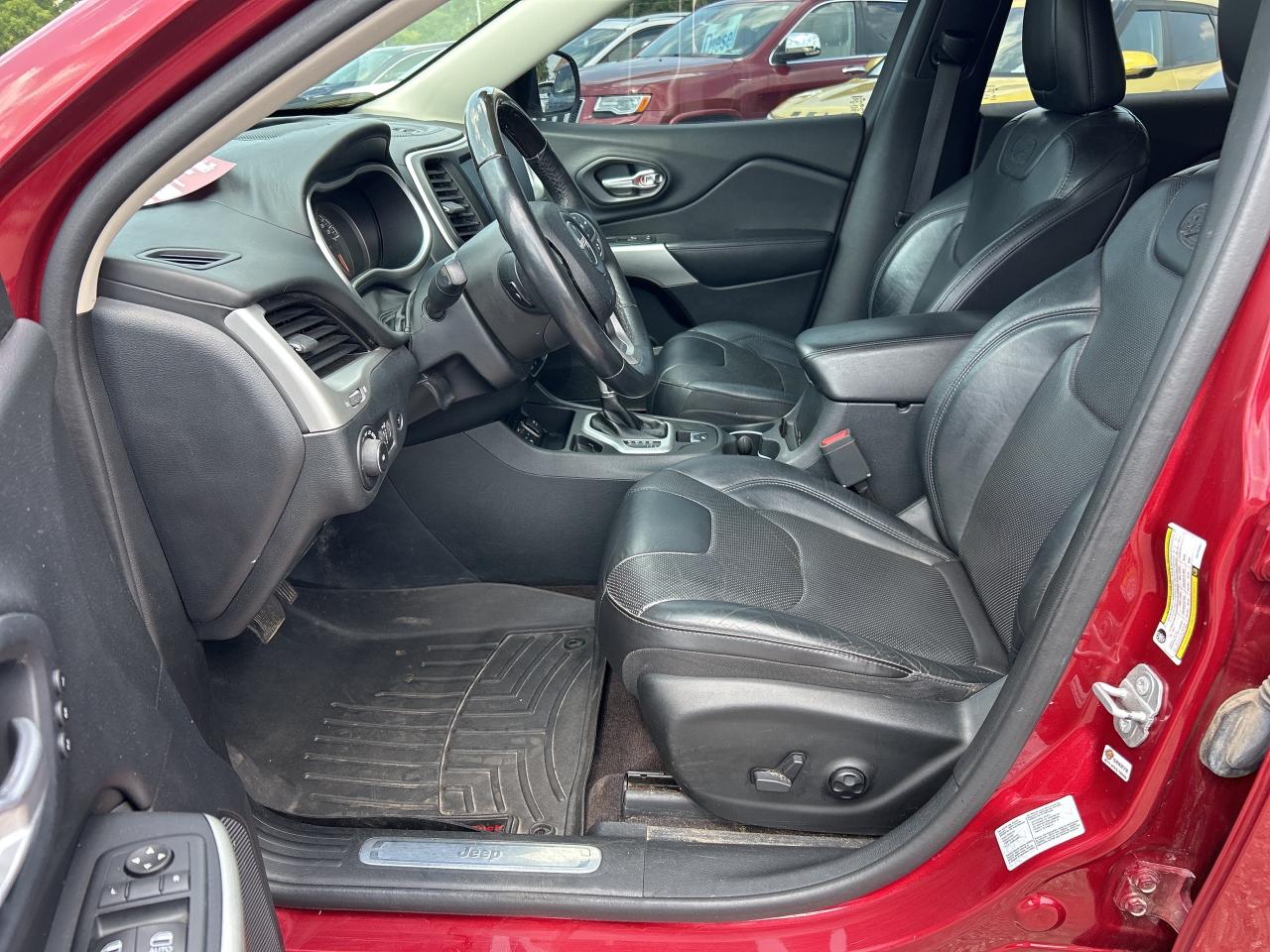 2016 Jeep Cherokee OVERLAND EDITION, HEATED/ COOLED LEATHER SEATS! - Photo #14