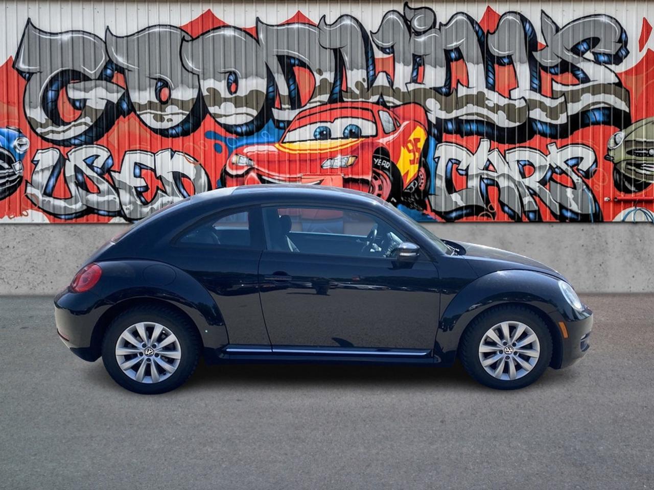 2012 Volkswagen Beetle COMFORTLINE, AUTO, HEATED CLOTH!