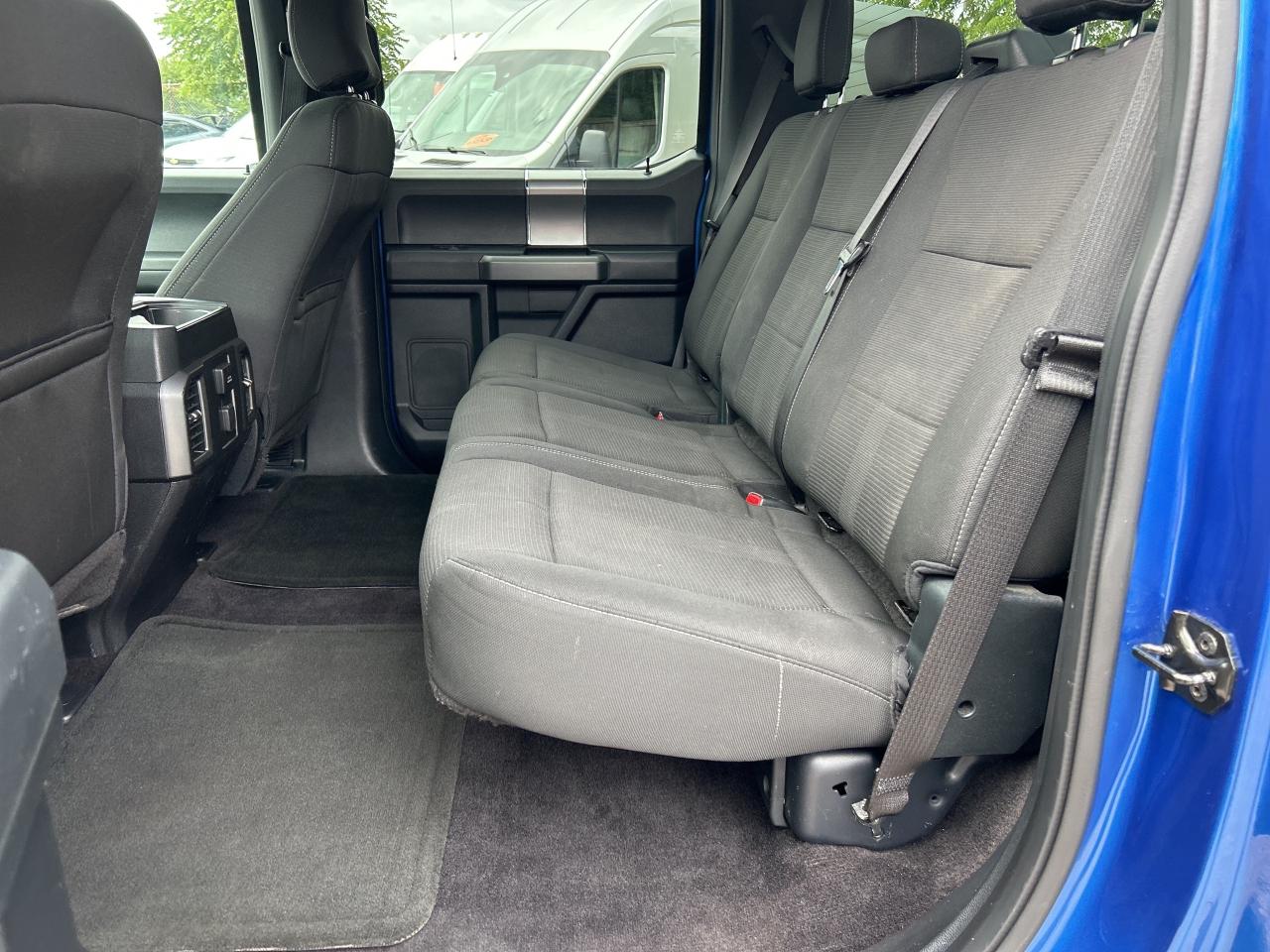 2016 Ford F-150 XLT SPORT, CLEAN CARFAX, POWER PEDALS, BACK UP CAM - Photo #12