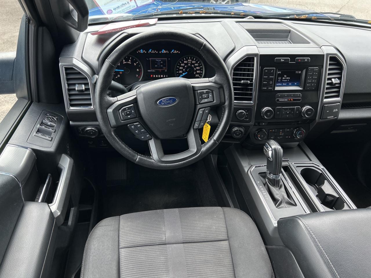 2016 Ford F-150 XLT SPORT, CLEAN CARFAX, POWER PEDALS, BACK UP CAM - Photo #13