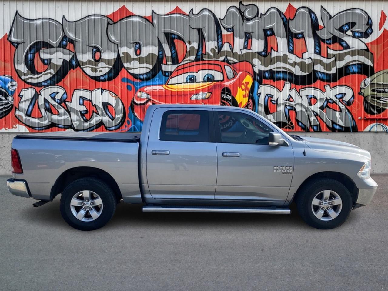 Used 2020 RAM 1500 Classic SLT, CLEAN CARFAX, REMOTE START, 6 PASSENGER! for sale in London, ON