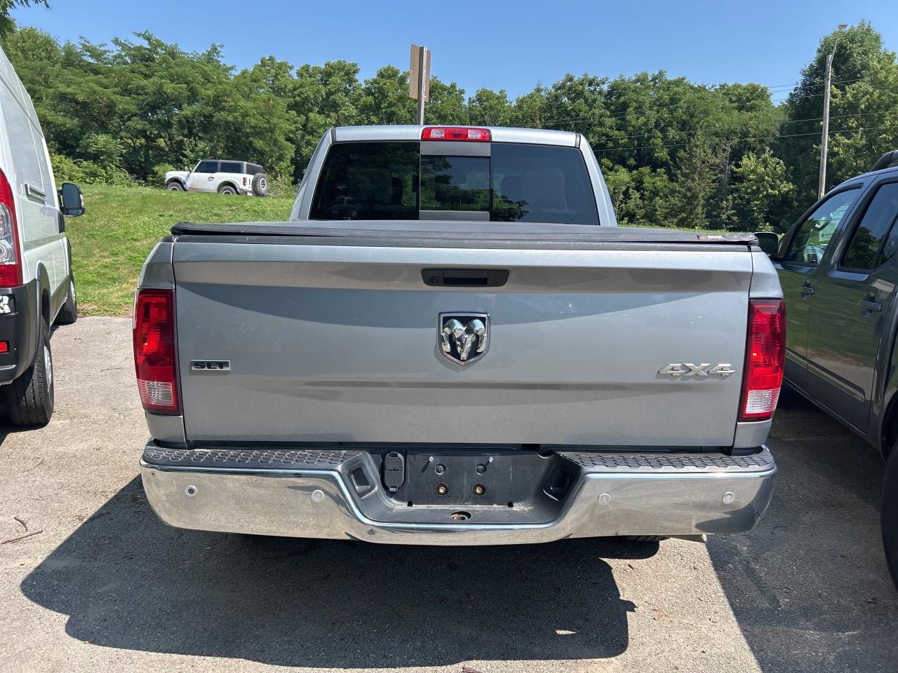 2020 RAM 1500 Classic SLT, CLEAN CARFAX, REMOTE START, 6 PASSENGER! - Photo #7