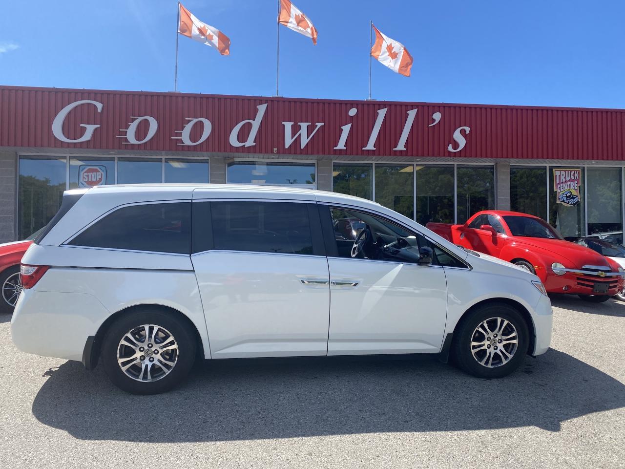 2013 Honda Odyssey EX, HEATED SEATS, CLEAN CARFAX!