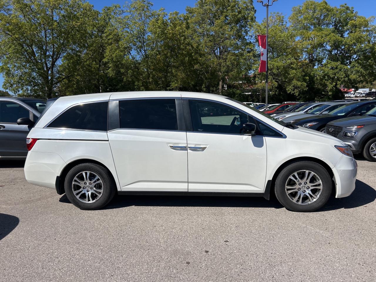 2013 Honda Odyssey EX, HEATED SEATS, CLEAN CARFAX! - Photo #5