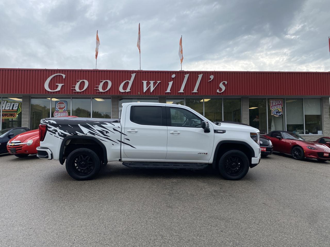 Used 2022 GMC Sierra 1500 AT4, DURAMAX DIESEL, CLEAN CARFAX, REMOTE START! for sale in London, ON