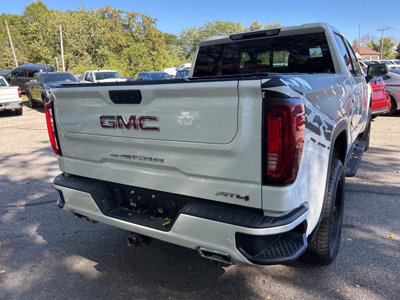 2022 GMC Sierra 1500 AT4, DURAMAX DIESEL, CLEAN CARFAX, REMOTE START! - Photo #6