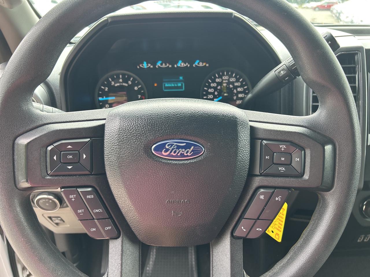 2019 Ford F-150 XLT, RWD, REG CAB, LONG BOX, CLEAN CARFAX! - Photo #14