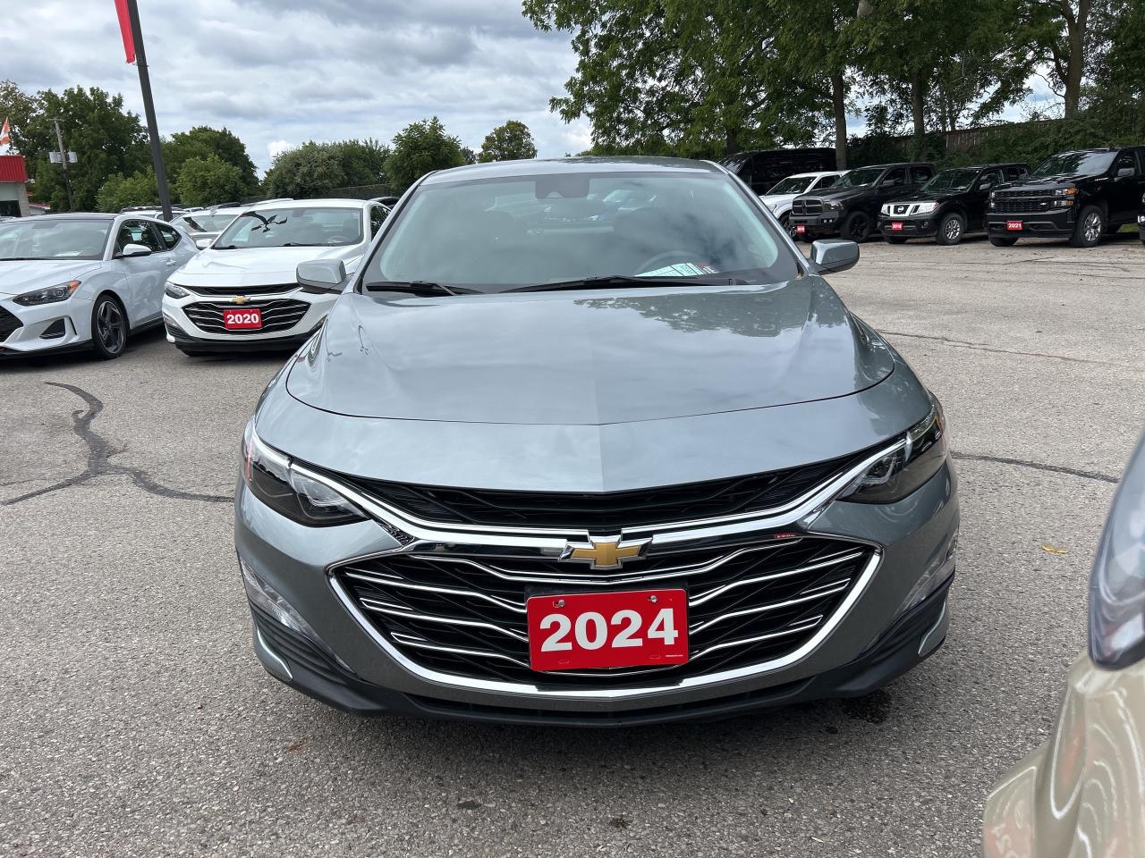 2024 Chevrolet Malibu LT, HEATED SEATS, REMOTE START, BACK UP CAMERA! - Photo #3