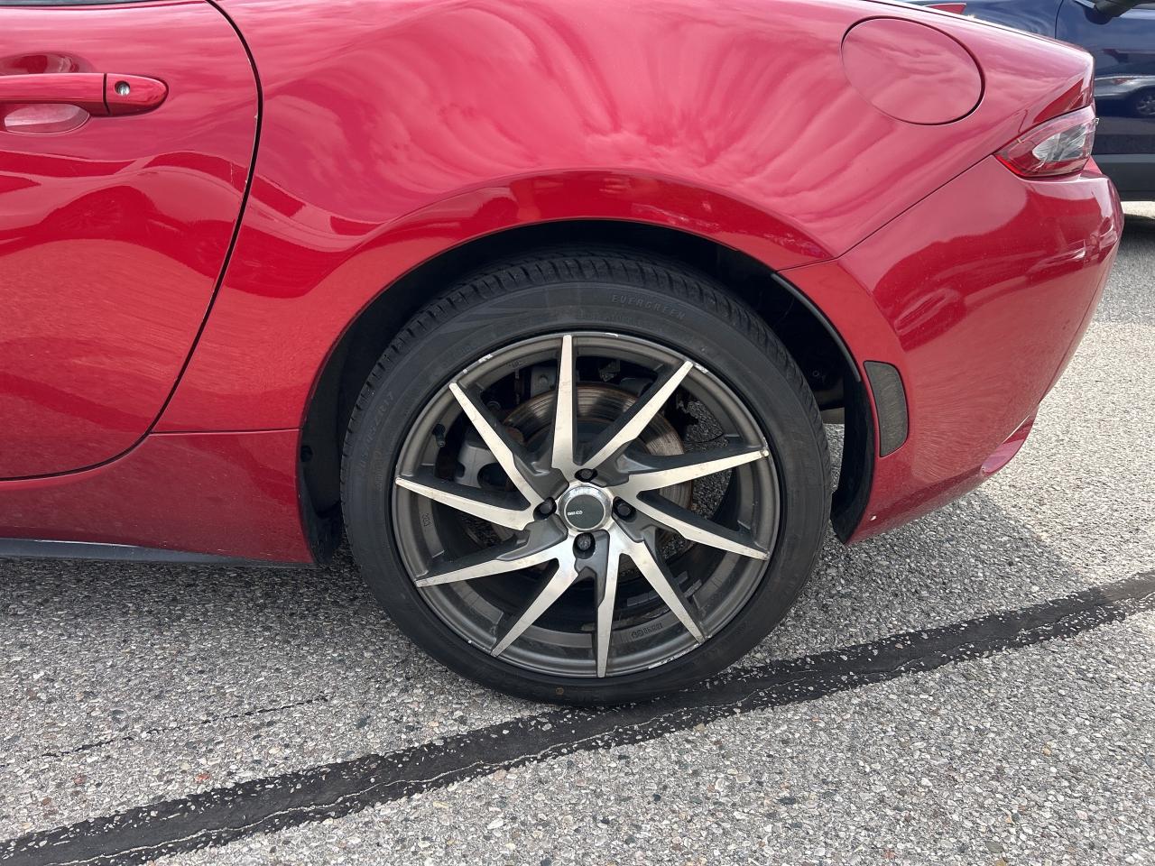 2016 Mazda Miata MX-5 GT, AUTO, CLEAN CARFAX, LEATHER, CONVERTIBLE! - Photo #11