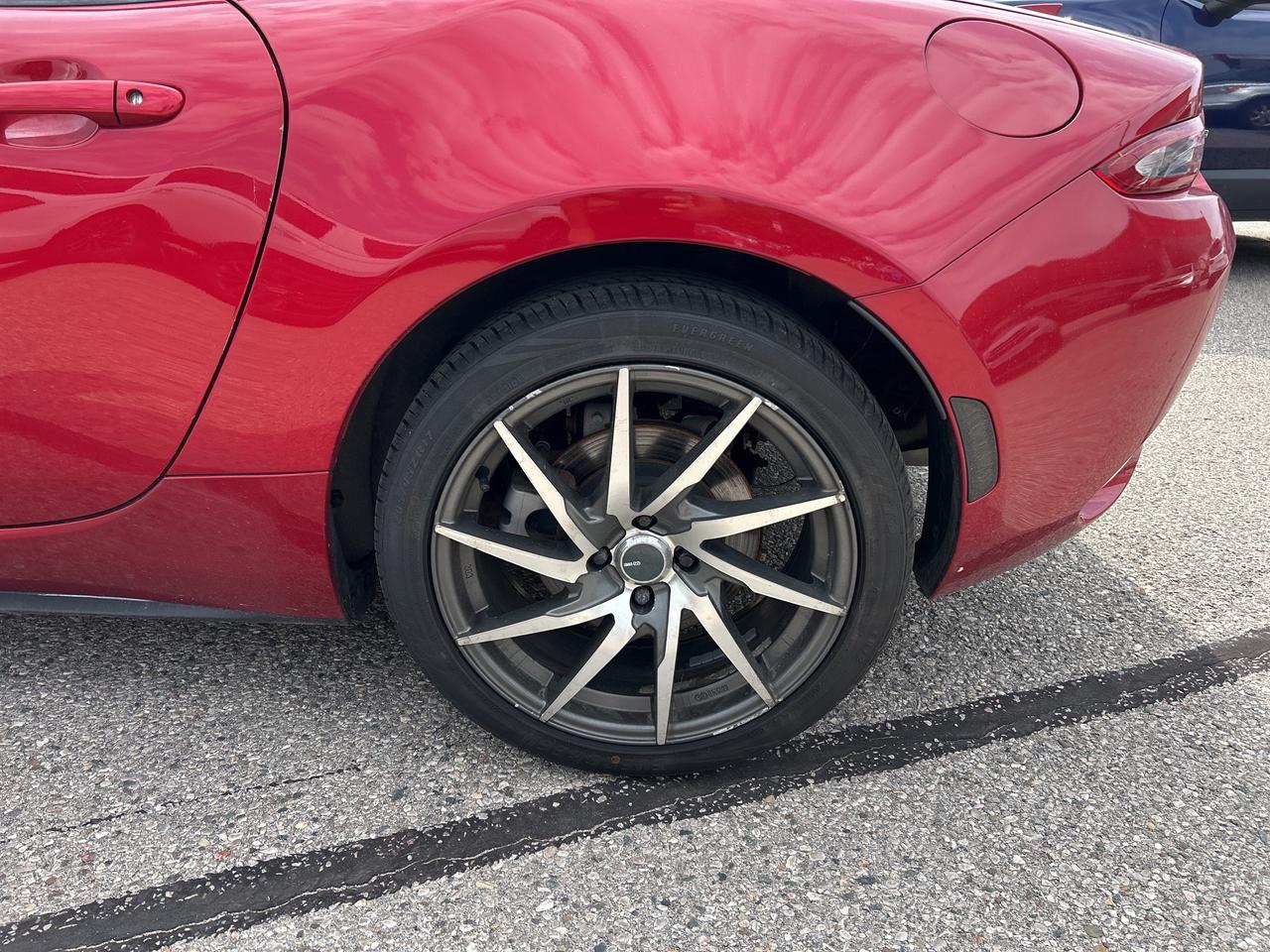 2016 Mazda Miata MX-5 GT, AUTO, CLEAN CARFAX, LEATHER, CONVERTIBLE! - Photo #11