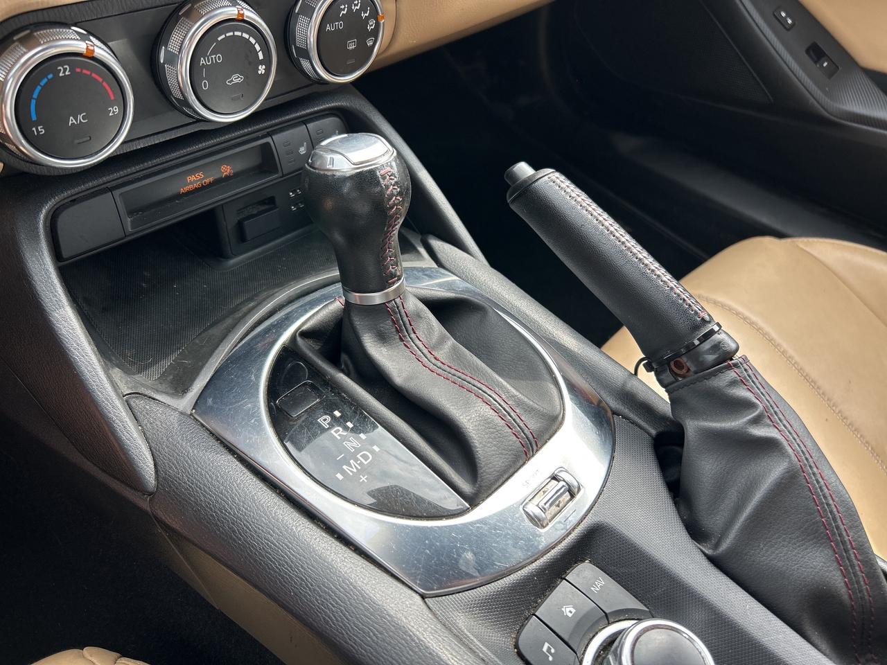 2016 Mazda Miata MX-5 GT, AUTO, CLEAN CARFAX, LEATHER, CONVERTIBLE! - Photo #20