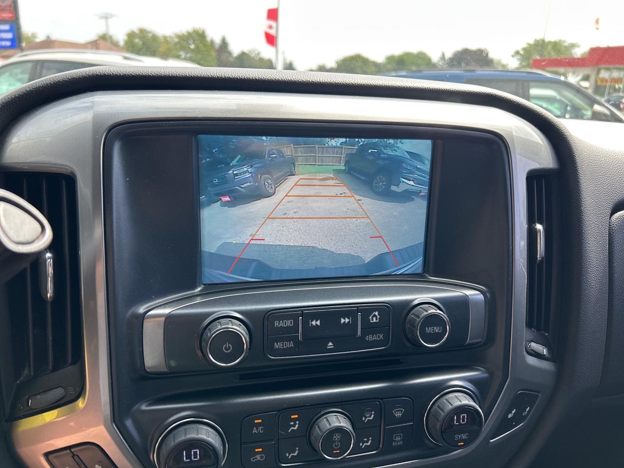 2017 Chevrolet Silverado 1500 LT, CLEAN CARFAX, HEATED LEATHER, REMOTE START! - Photo #21