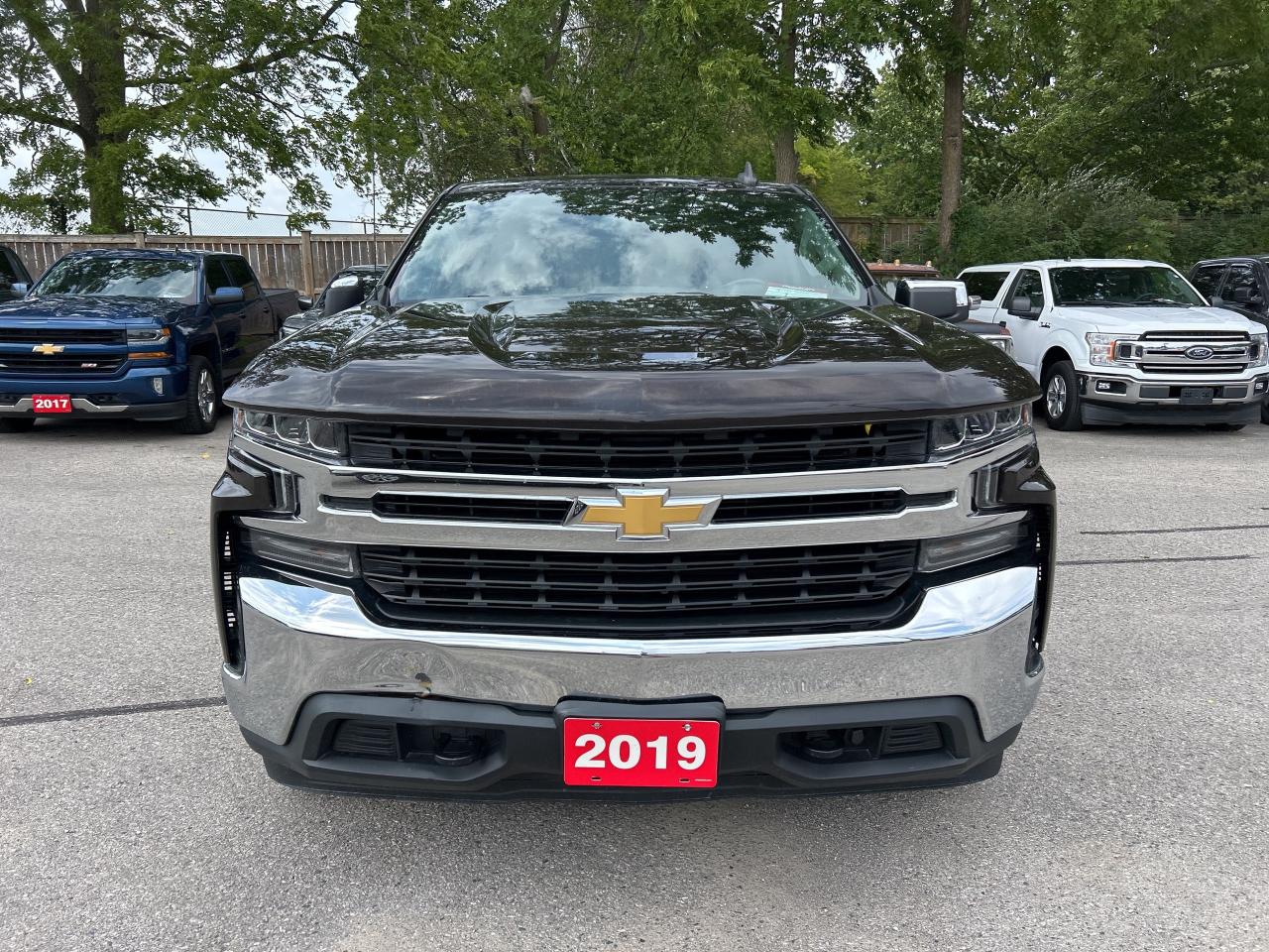 2019 Chevrolet Silverado 1500 LT, CLEAN CARFAX, REMOTE START, 6 PASSENGER! - Photo #3