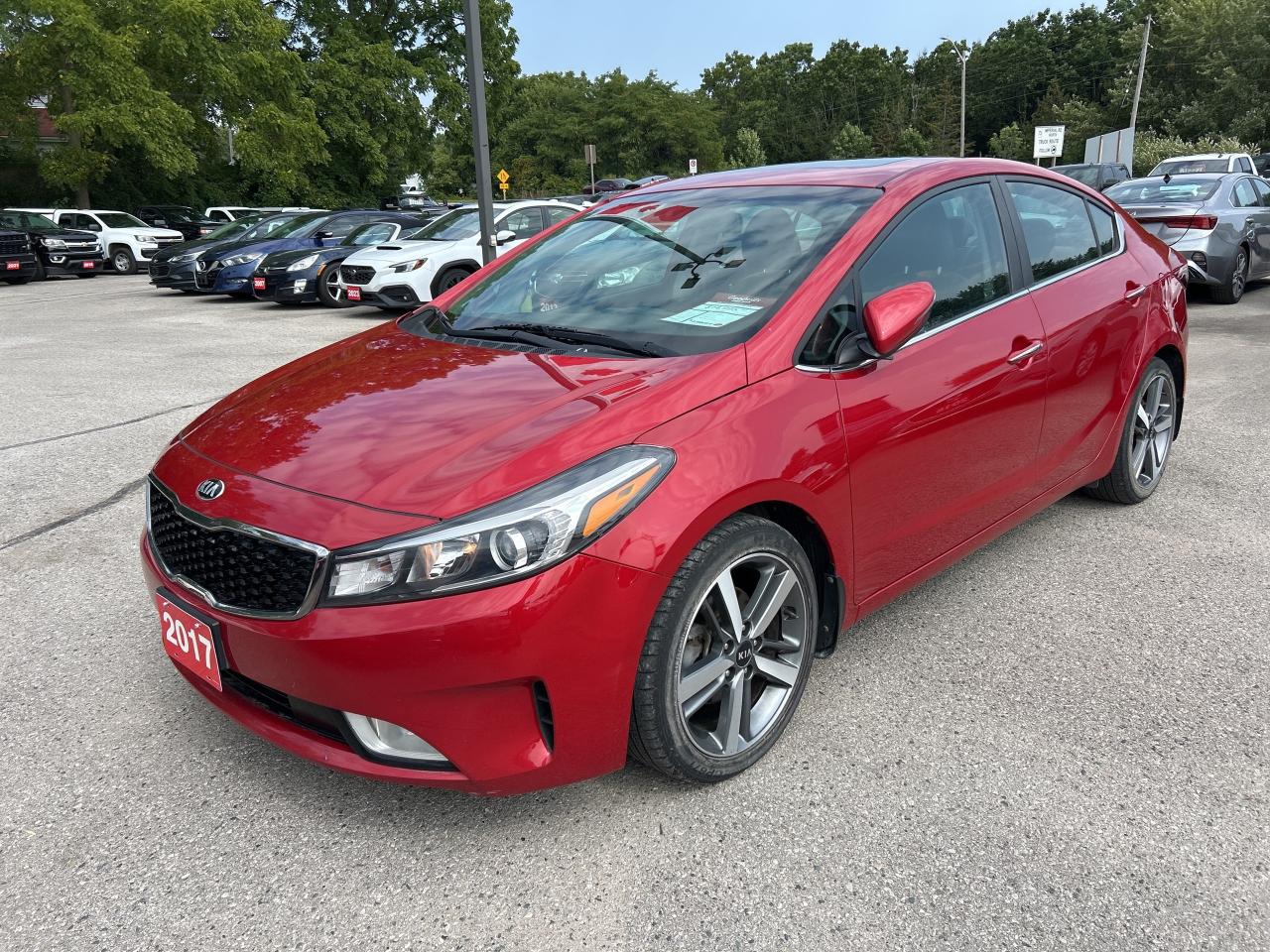 2017 Kia Forte SX, CLEAN CARFAX, SUNROOF, HEATED LEATHER! - Photo #2