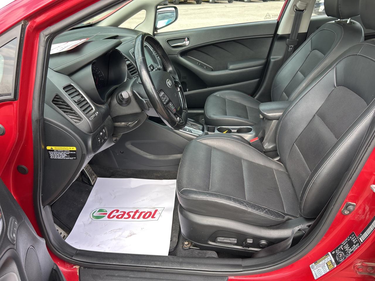 2017 Kia Forte SX, CLEAN CARFAX, SUNROOF, HEATED LEATHER! - Photo #12