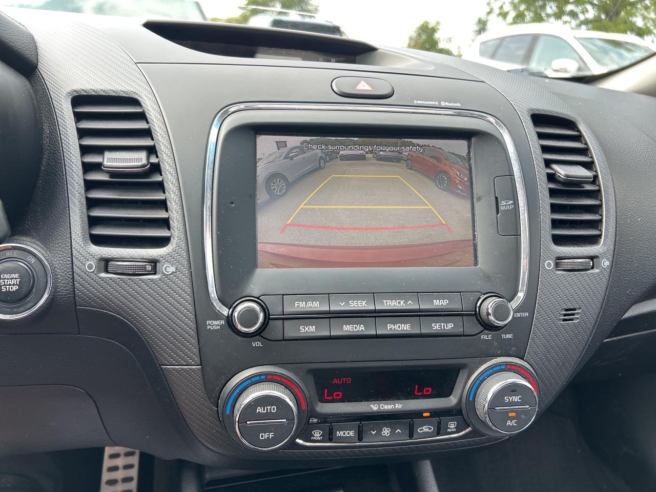 2017 Kia Forte SX, CLEAN CARFAX, SUNROOF, HEATED LEATHER! - Photo #22